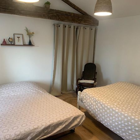 Une Chambre Au Calme En Gatine Deux-Sevrienne Vouhe  Екстериор снимка